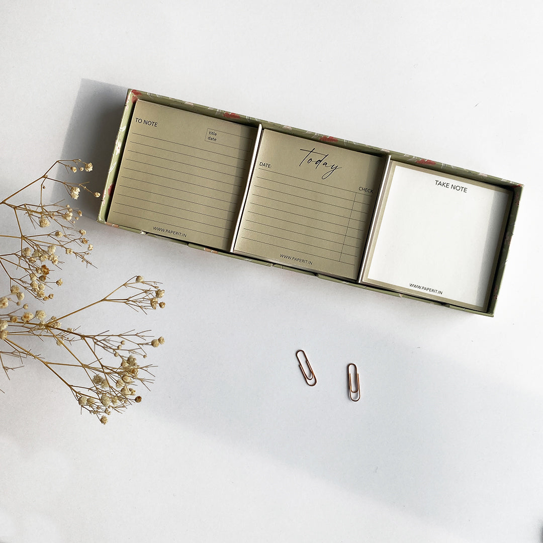 Floral memo pads box