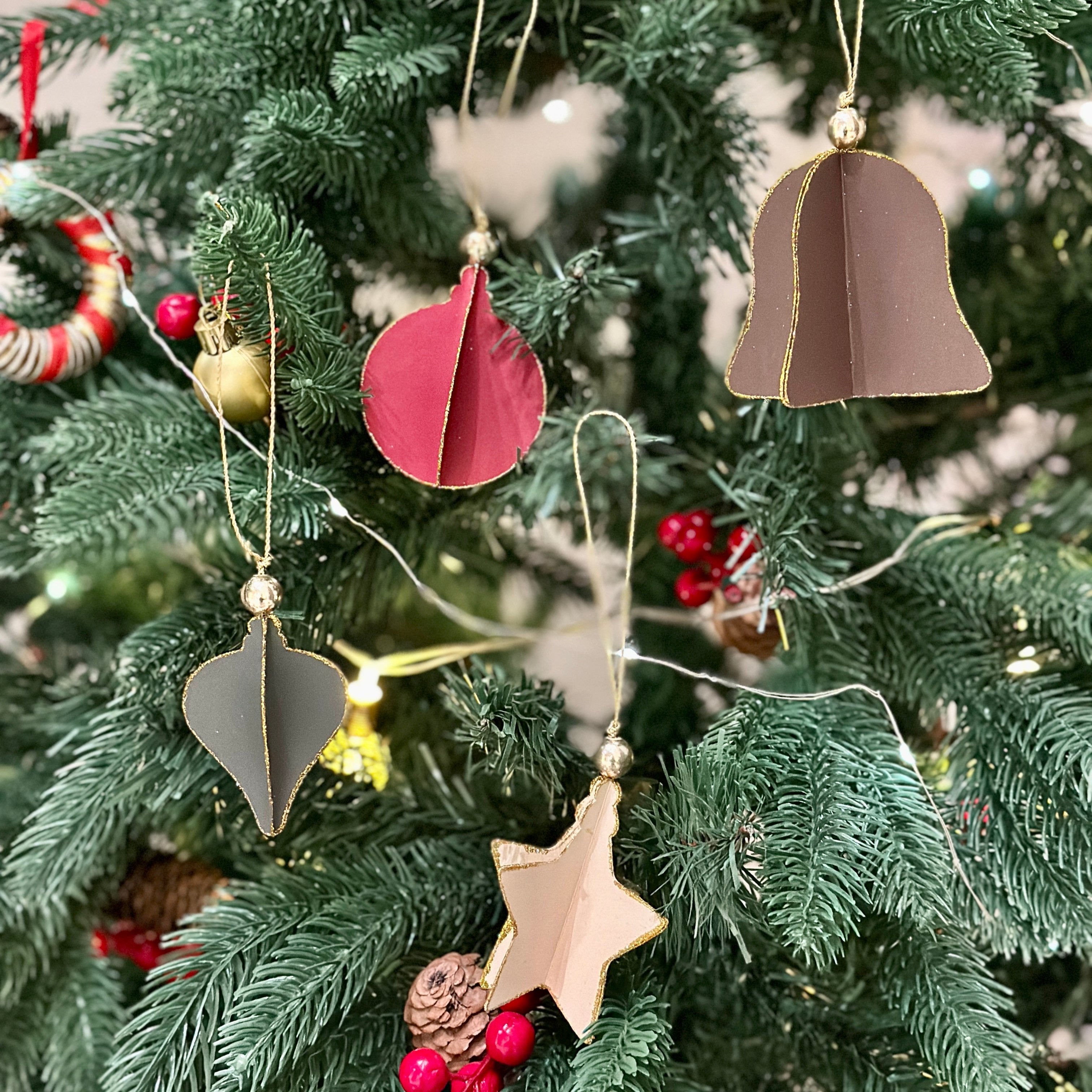 Christmas ornaments <br/> set of 8