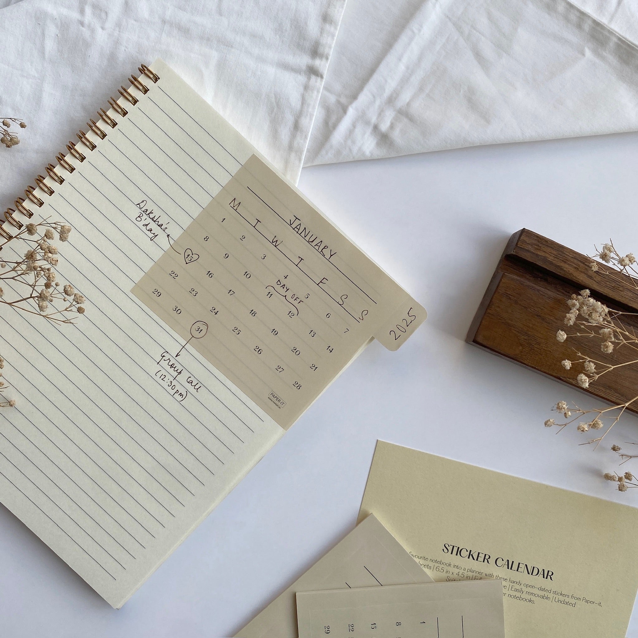 Almond undated sticker calendar