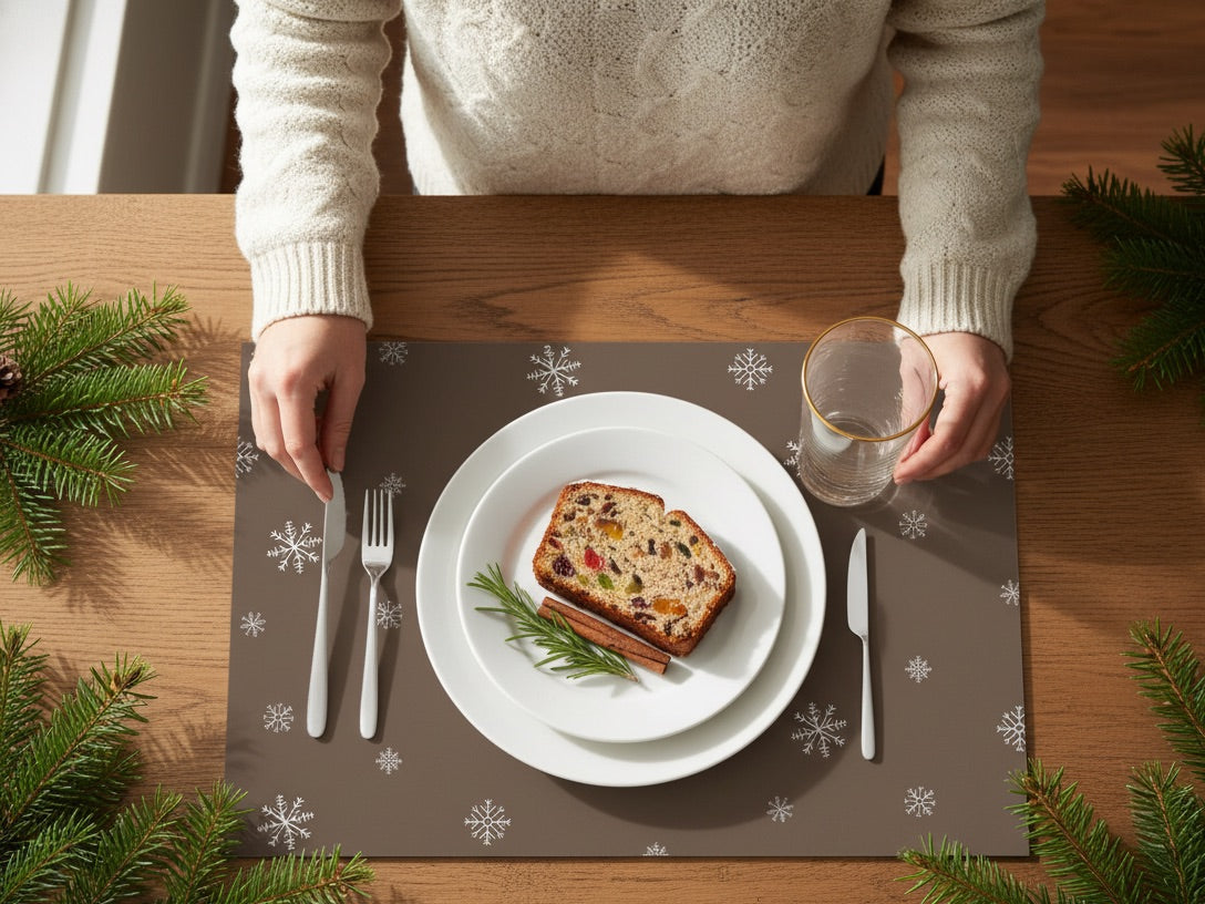 Snowflake Paper Tablemats <br/> Set of 50