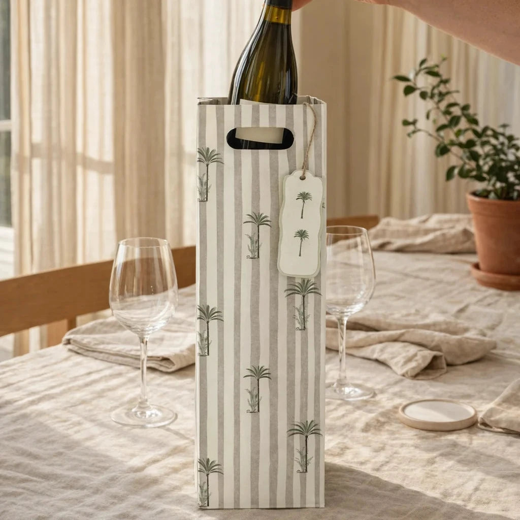 Palm Lines Wine Bag (4 × 16.5 × 4 inches)