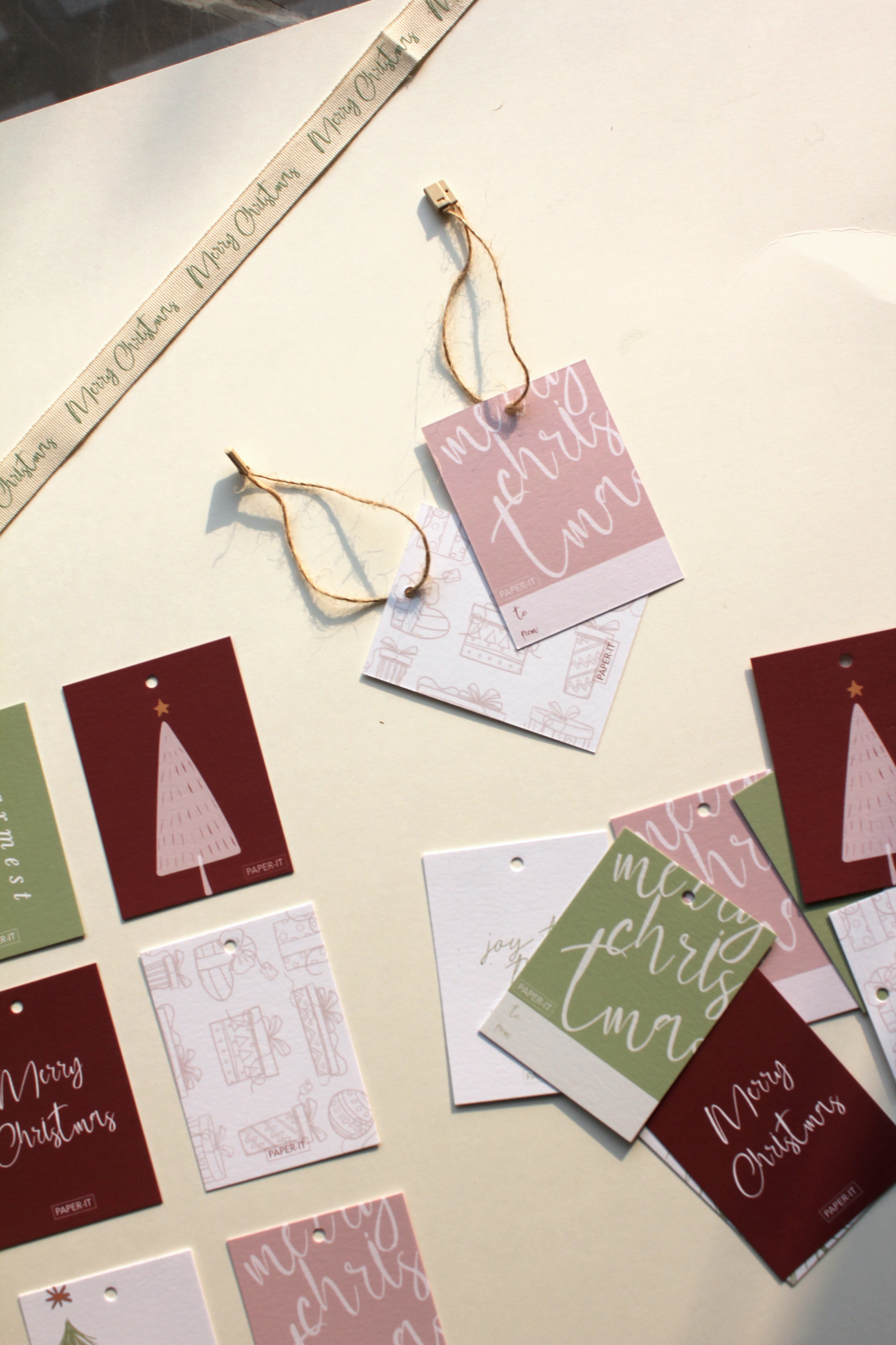 Christmas gift tags <br/> (set of 12)