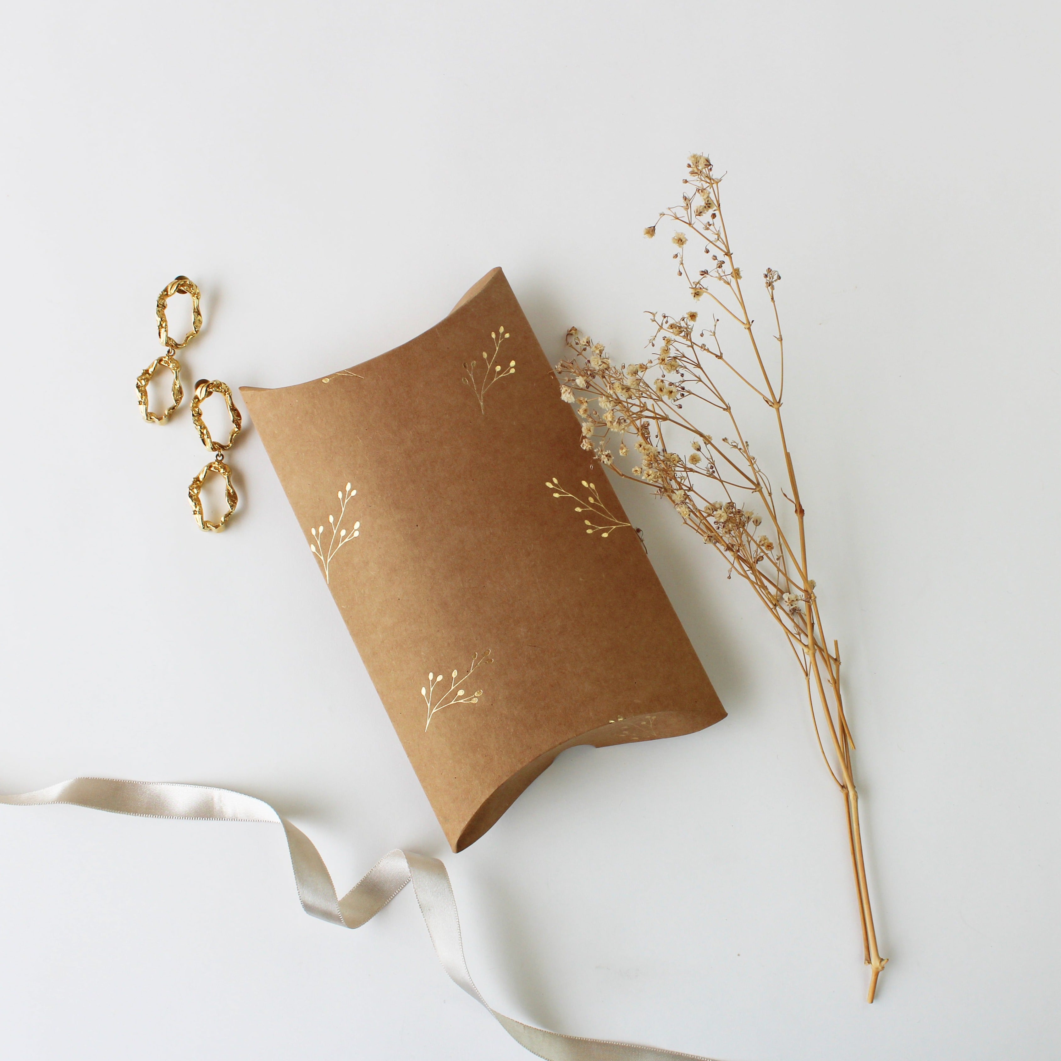 Assorted Kraft Pillow boxes foiled (small) (set of 5)