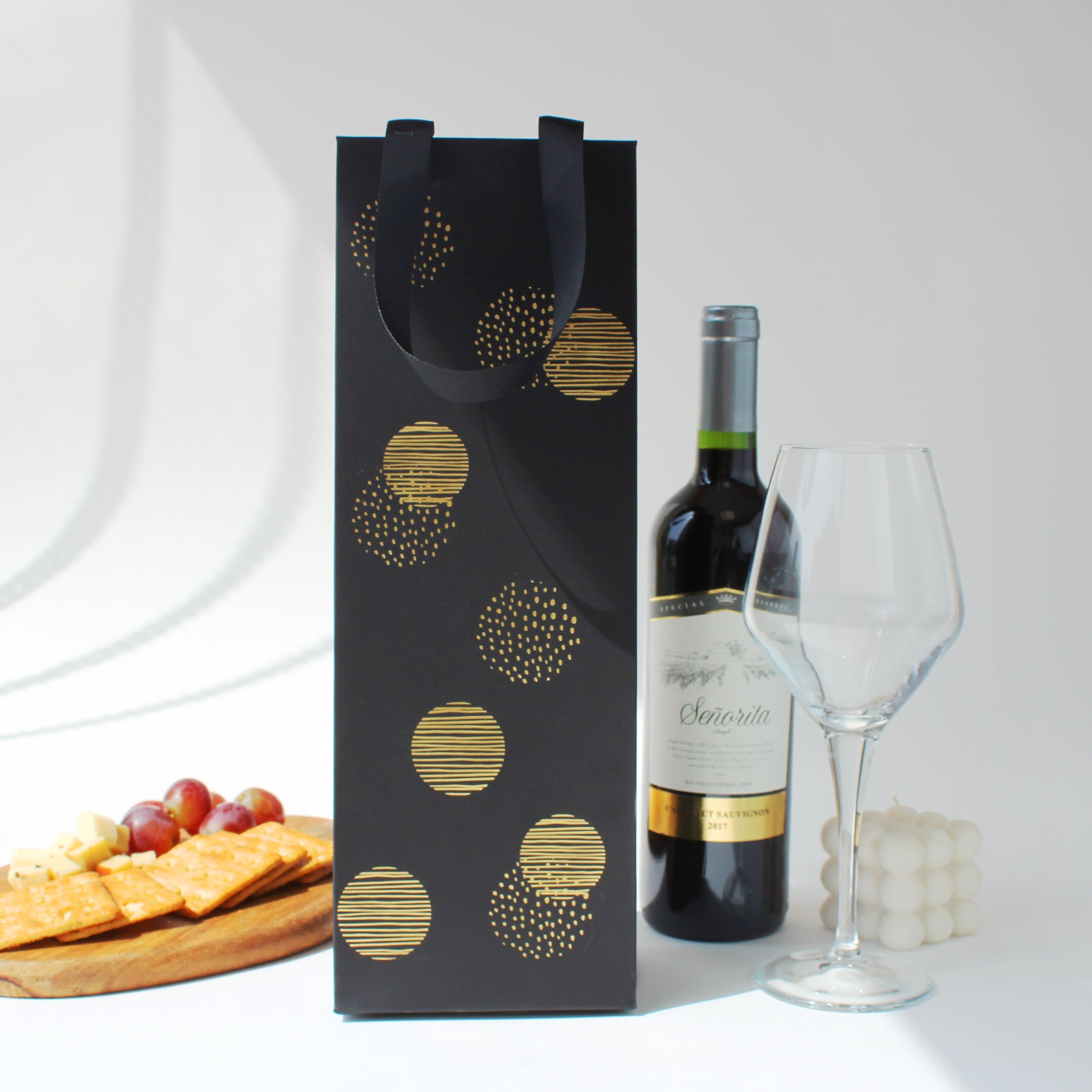 Black wine bags (foiling) (set of 6)