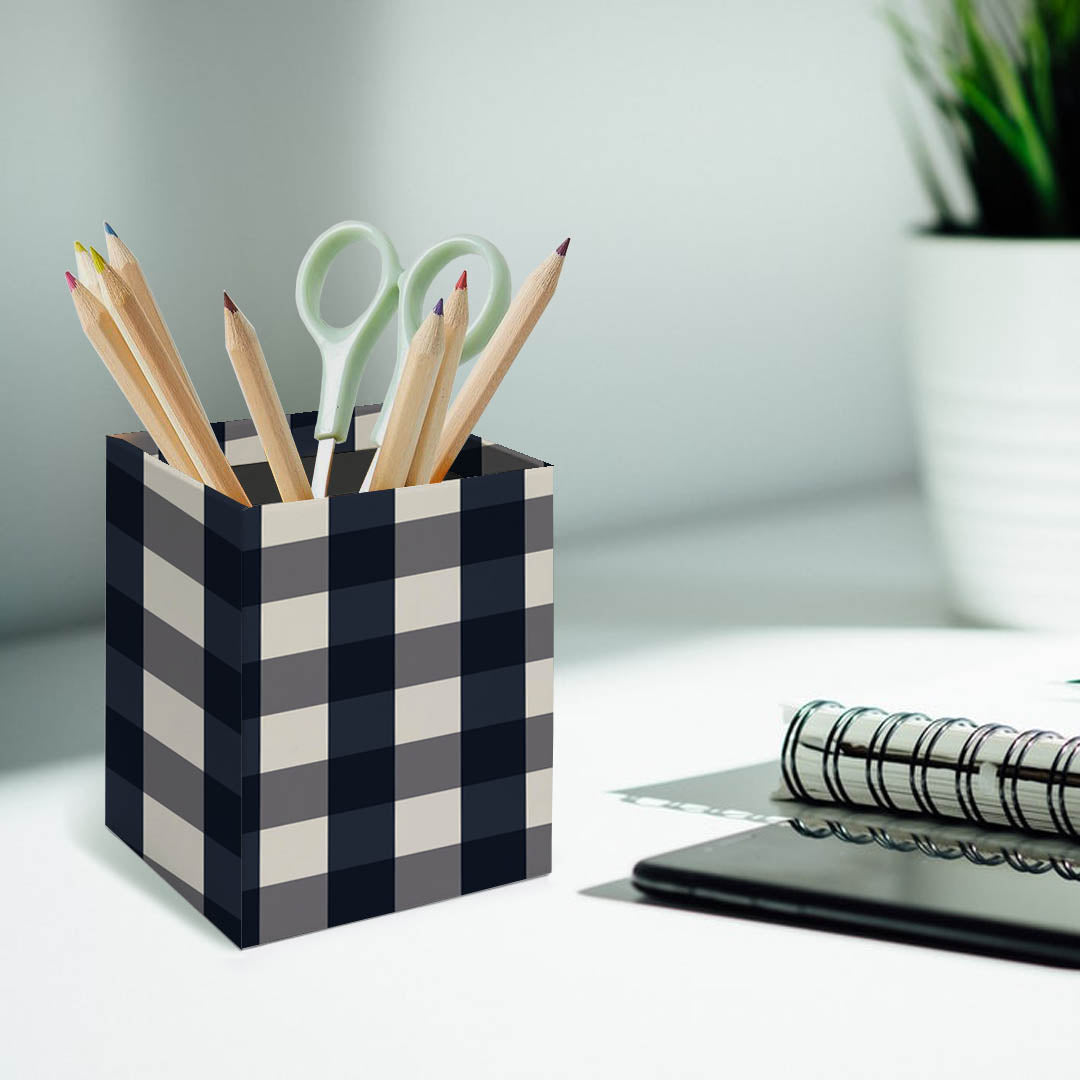 Checkered Pen Holder