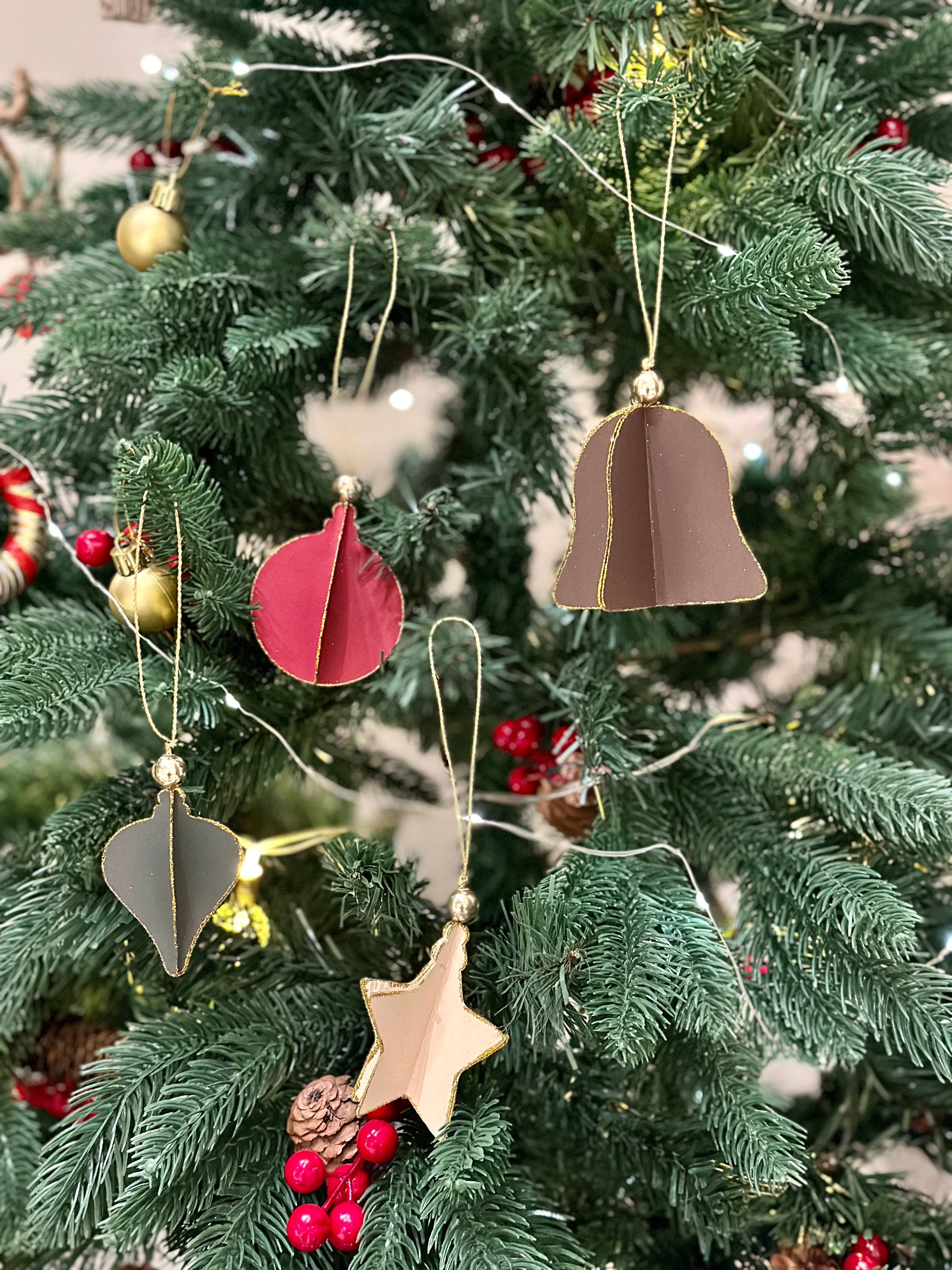 Christmas ornaments <br/> set of 8