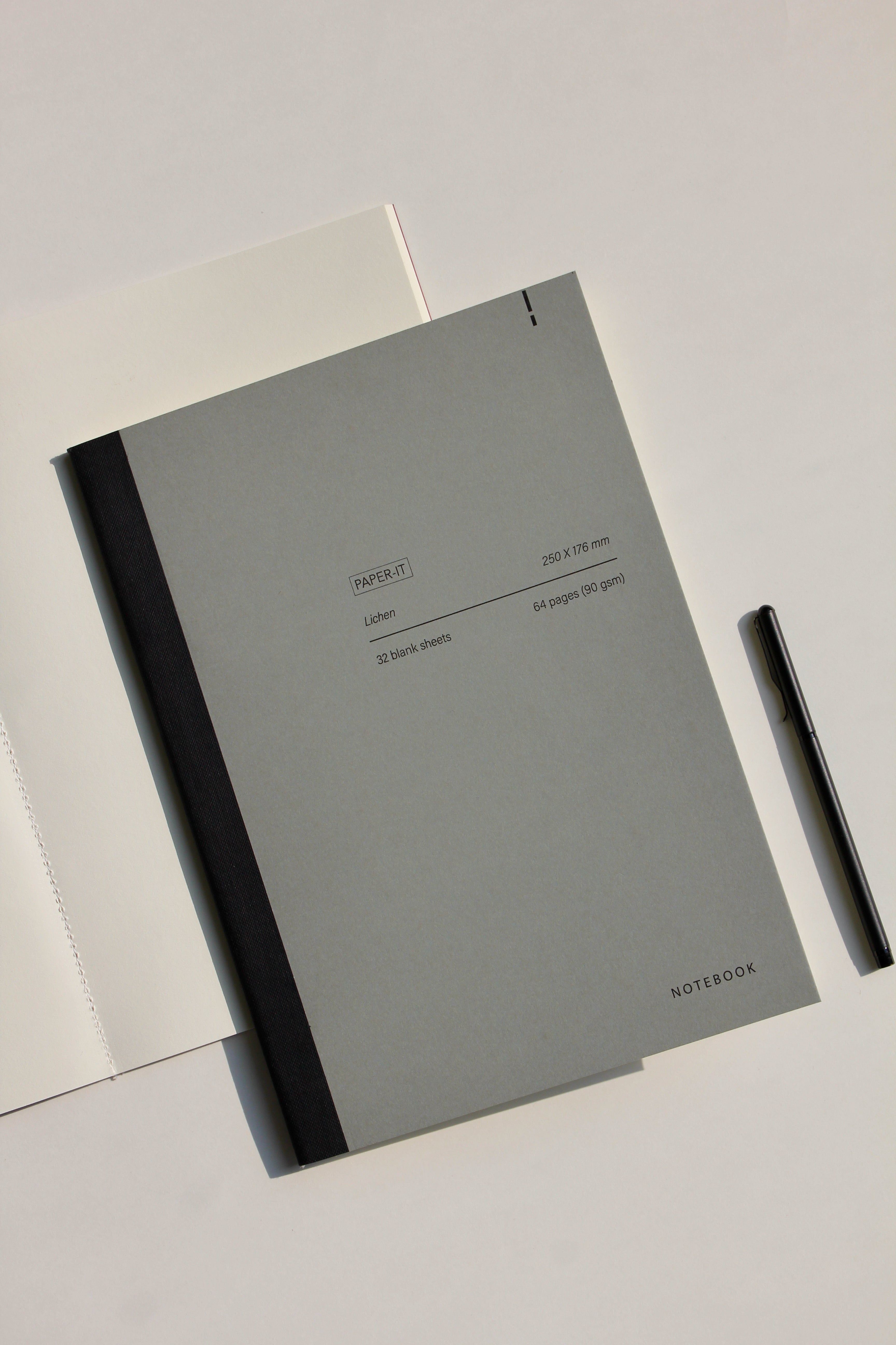 Lichen notebook | Blank pages