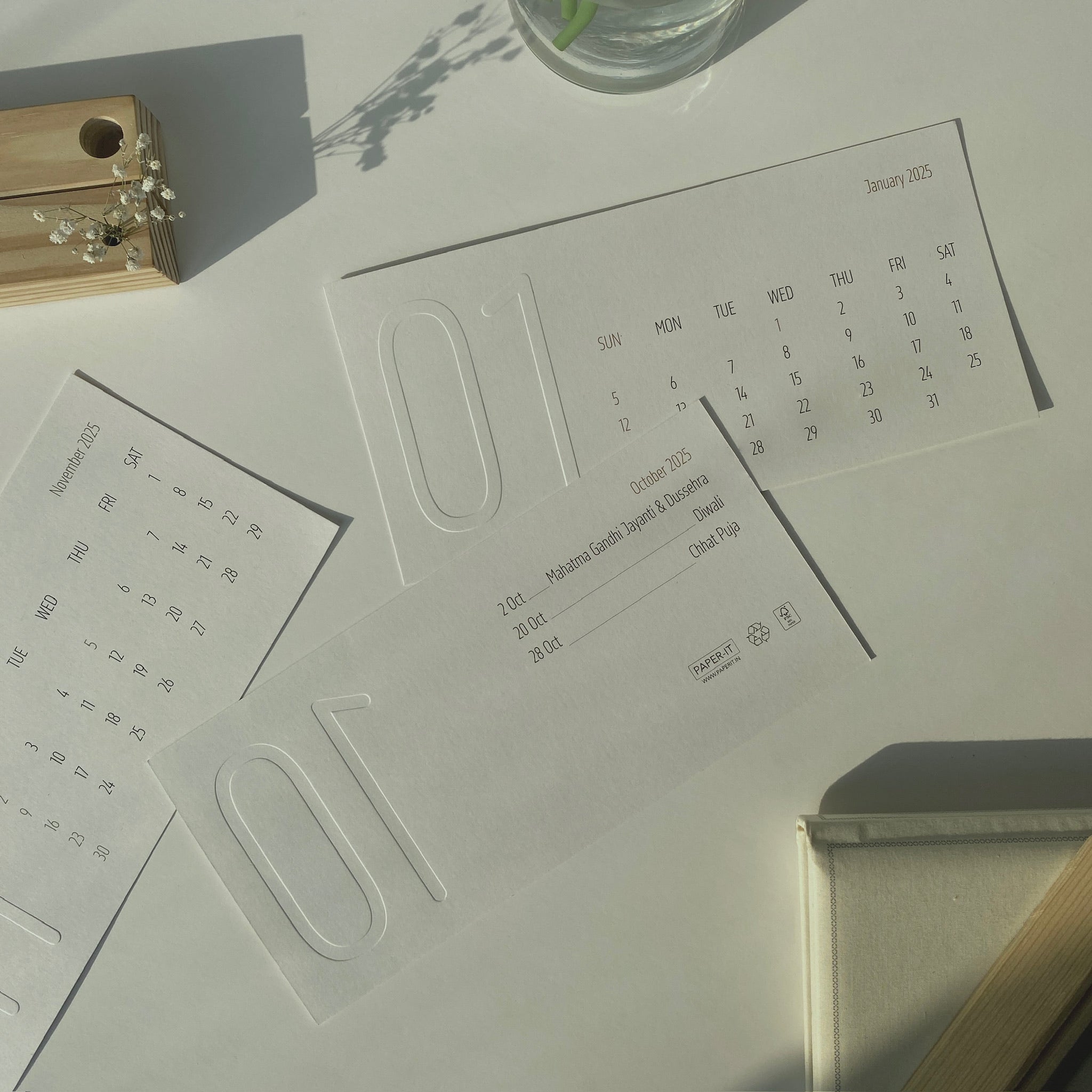 Lume Desk Calendar