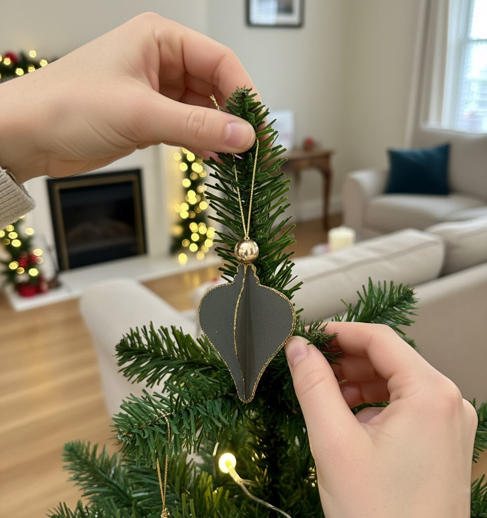 Christmas ornaments <br/> set of 8