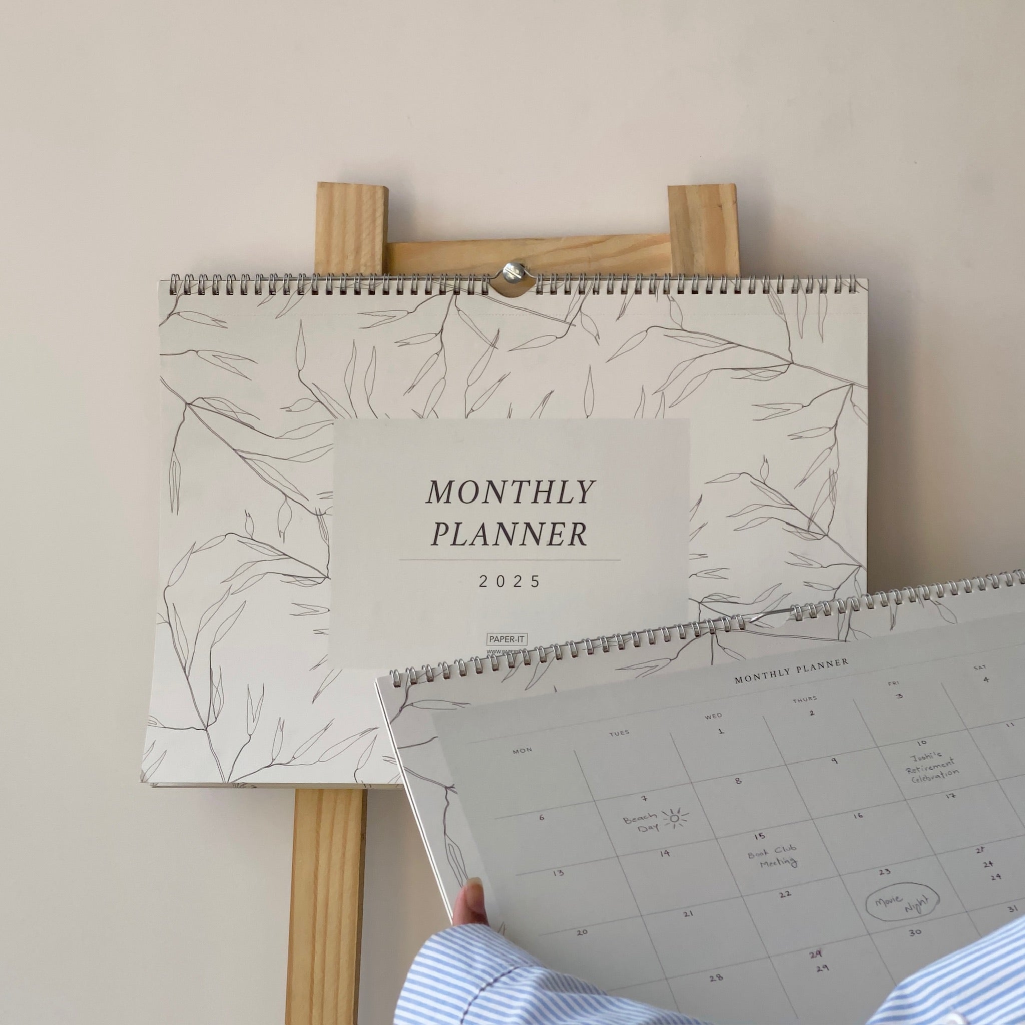 Linen monthly planner