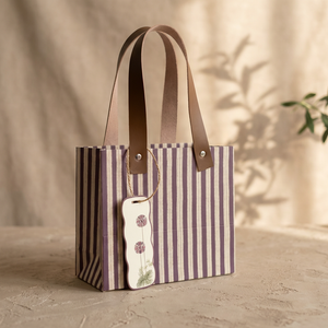 Stripe Gift Bag (6.4 in × 6 × 4.5 inches)