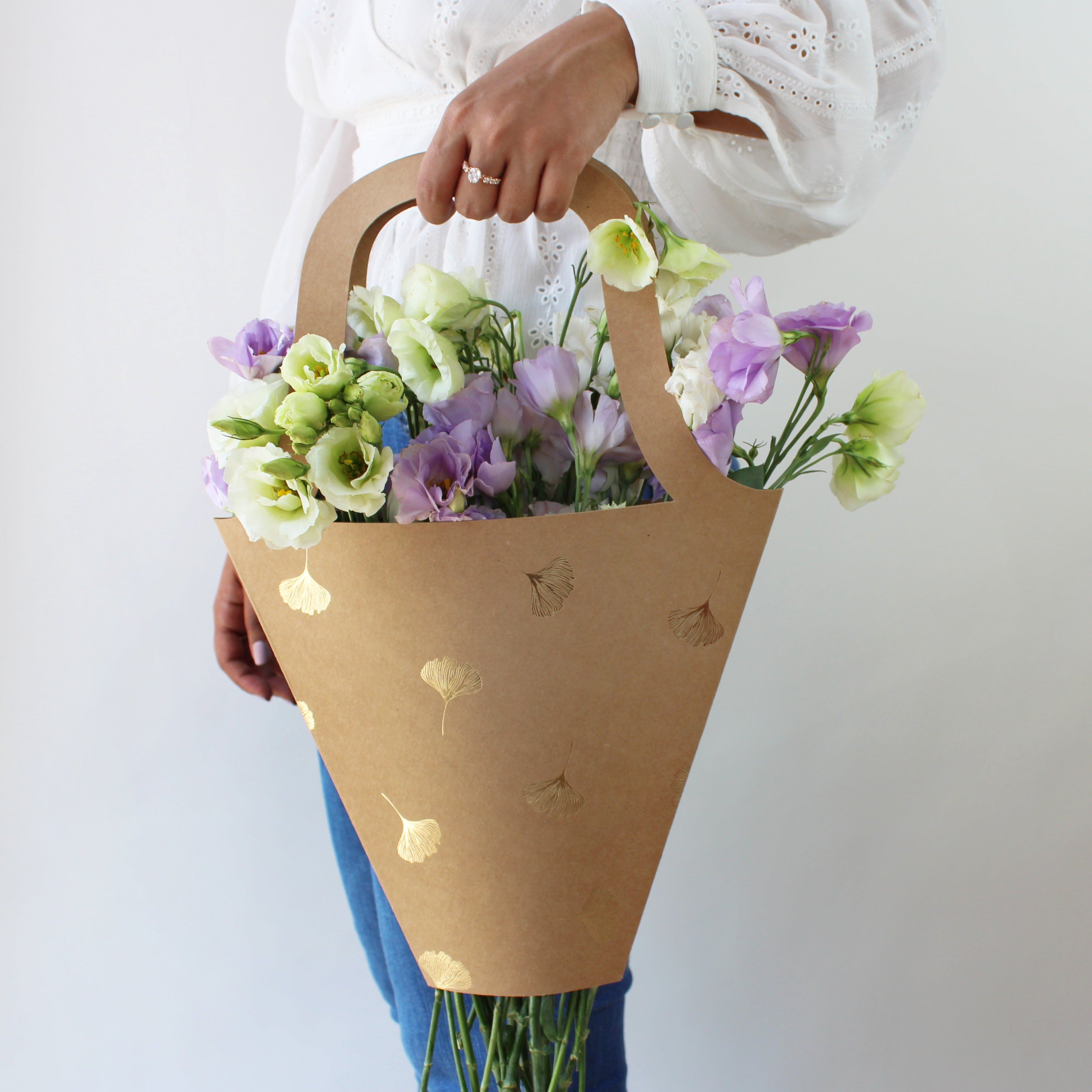 Pounded Flower Tote Bag for Mother's Day - DIY Candy